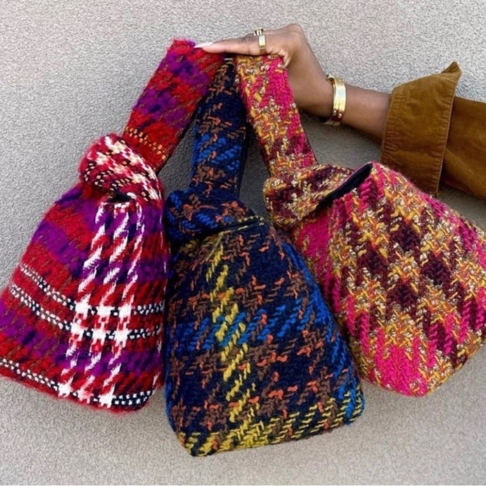 Rose wool yaito knot bag